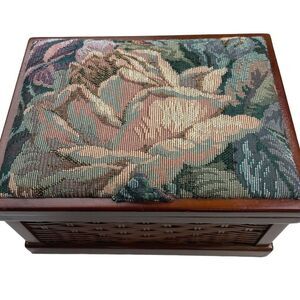 VTG Sewing Box Floral Tapestry Top Satin Lined Brown Wood Wicker Woven 10x7x5"
